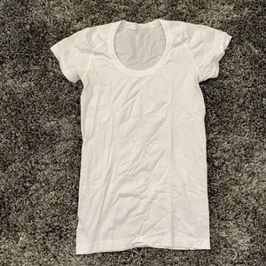 Lululemon swiftly tech